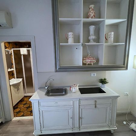 Charming Studio Next To The Duomo Florence Buitenkant foto