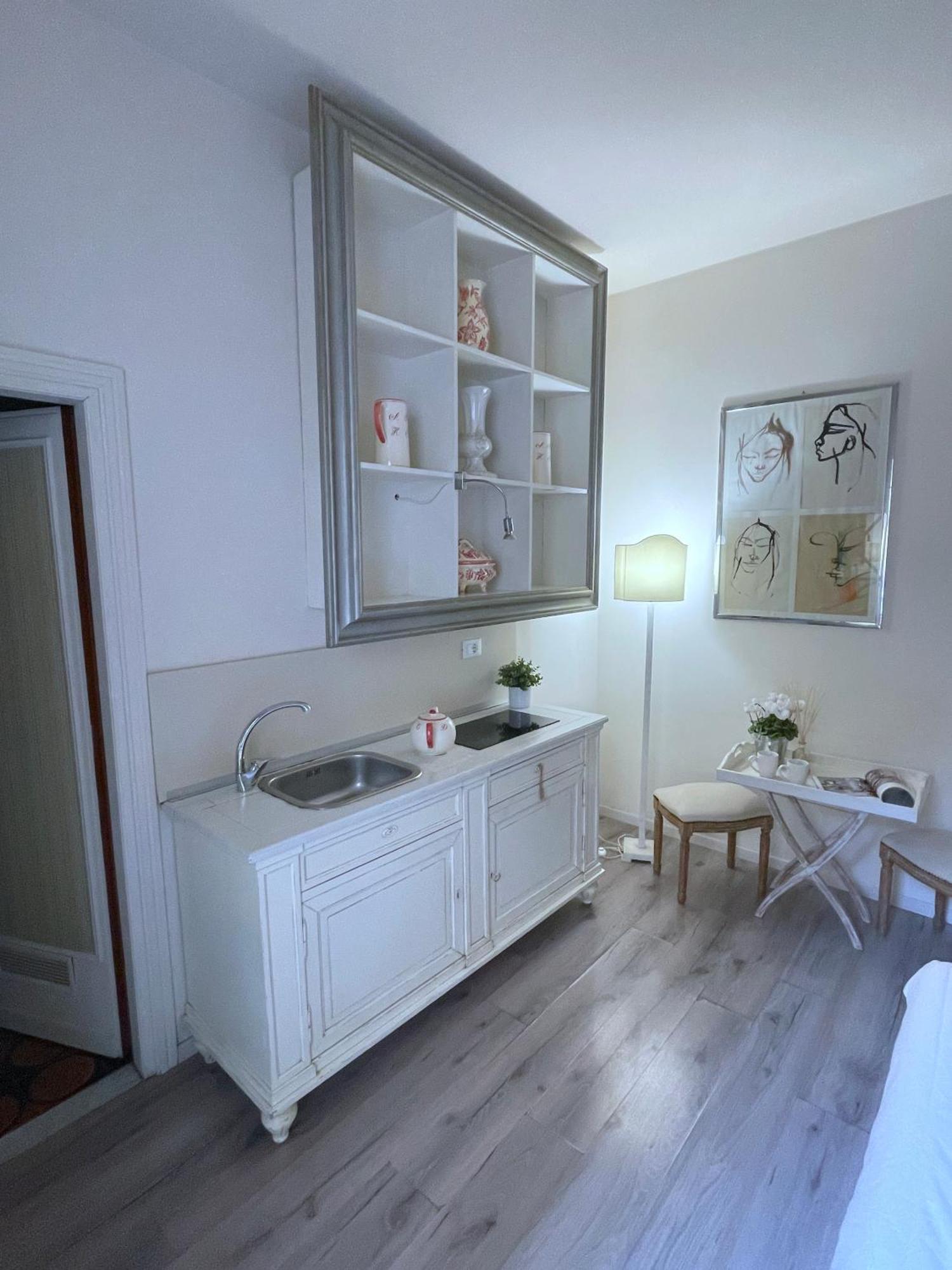 Charming Studio Next To The Duomo Florence Buitenkant foto